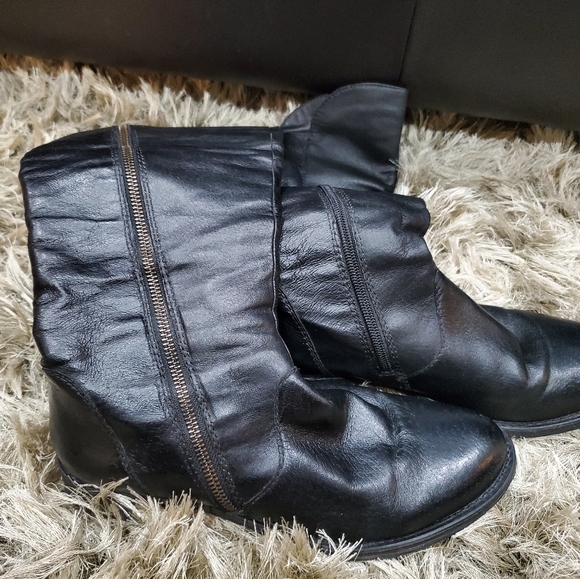 Steve Madden leather zip up boots - Picture 6 of 7
